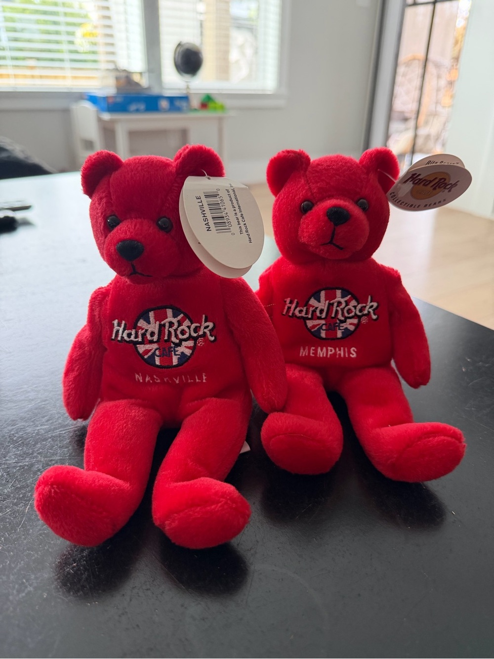 NWT Vintage Hard Rock Cafe “Rita Beara” Beanie Bears (Nashville & Memphis)